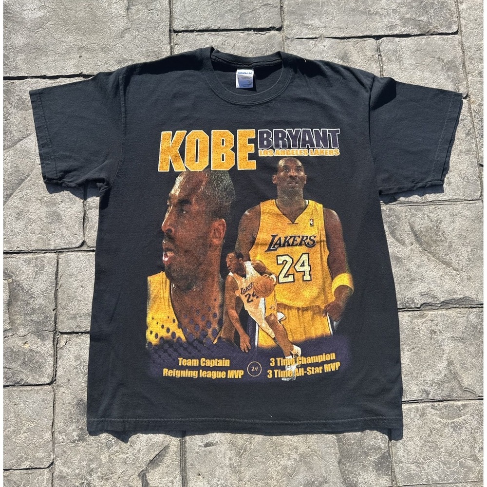 Vintage 2009 Los Angeles Lakers Kobe Bryant Black Mamba Rap Style Tee T-Shirt L